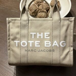 The canvas small tote bag